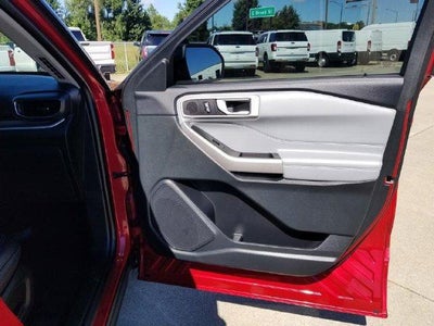 2024 Ford Explorer XLT 4WD