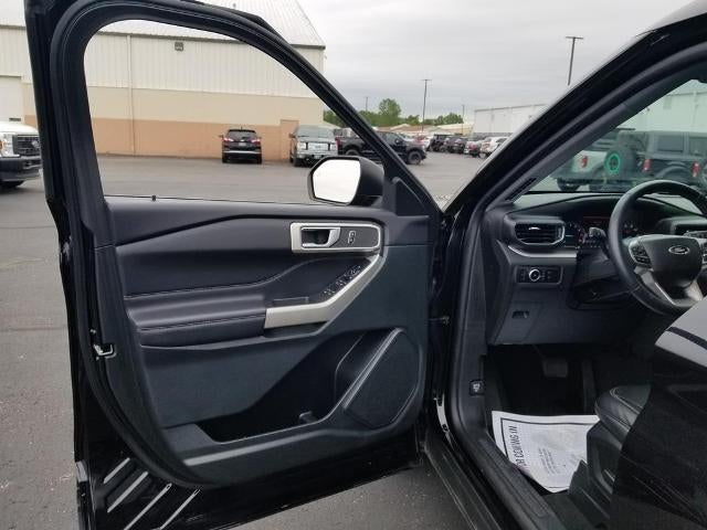 2023 Ford Explorer XLT 4WD