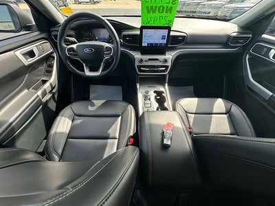 2023 Ford Explorer XLT 4WD