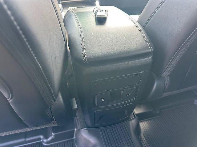 2023 Ford Explorer XLT 4WD
