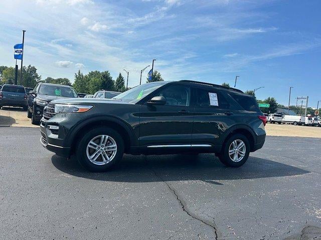 2023 Ford Explorer XLT 4WD