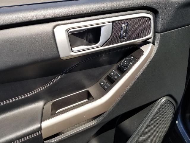 2023 Ford Explorer XLT 4WD