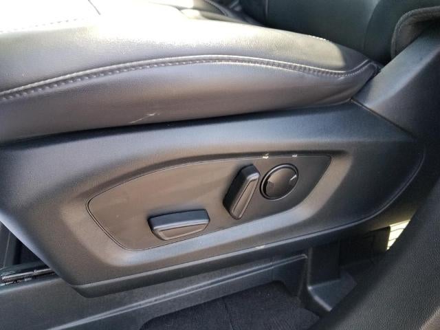 2023 Ford Explorer XLT 4WD