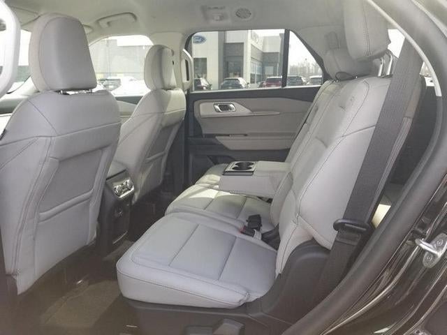 2025 Ford Explorer Active 4WD