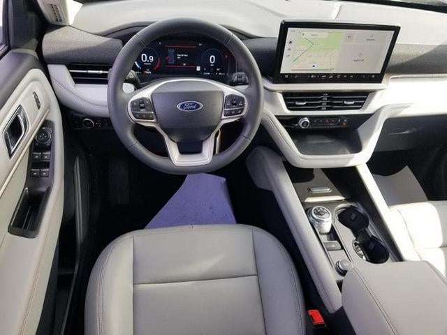 2025 Ford Explorer Active 4WD