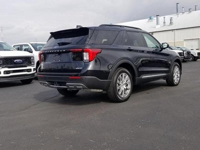 2025 Ford Explorer Active 4WD