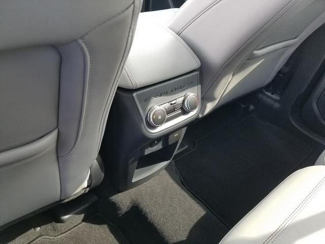 2025 Ford Explorer Active 4WD