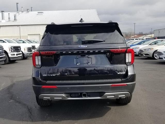 2025 Ford Explorer Active 4WD