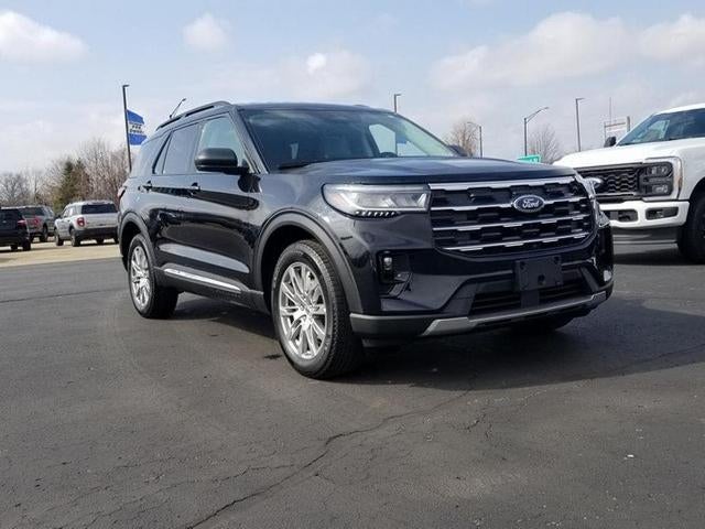 2025 Ford Explorer Active 4WD