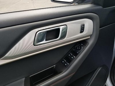 2025 Ford Explorer Active 4WD