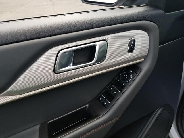 2025 Ford Explorer Active 4WD