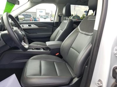 2025 Ford Explorer Active 4WD