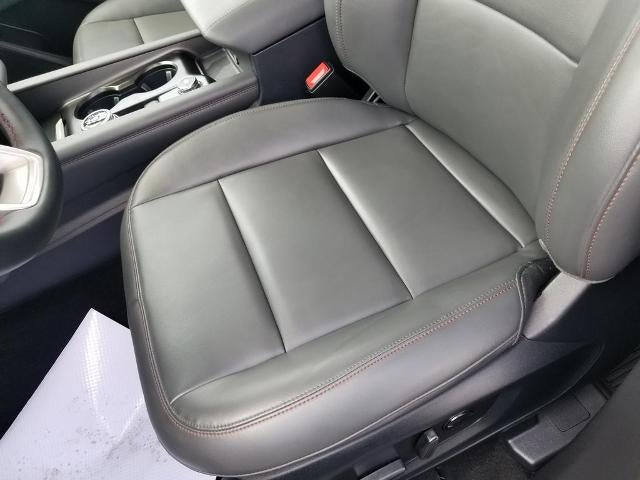 2025 Ford Explorer Active 4WD