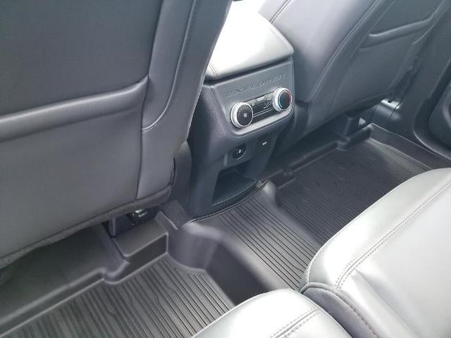 2025 Ford Explorer Active 4WD