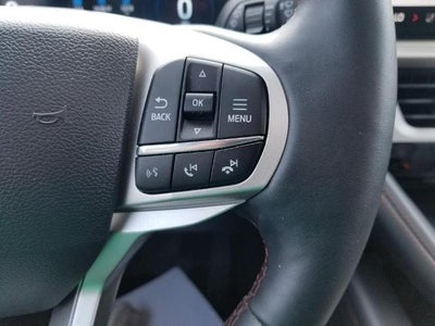 2025 Ford Explorer Active 4WD