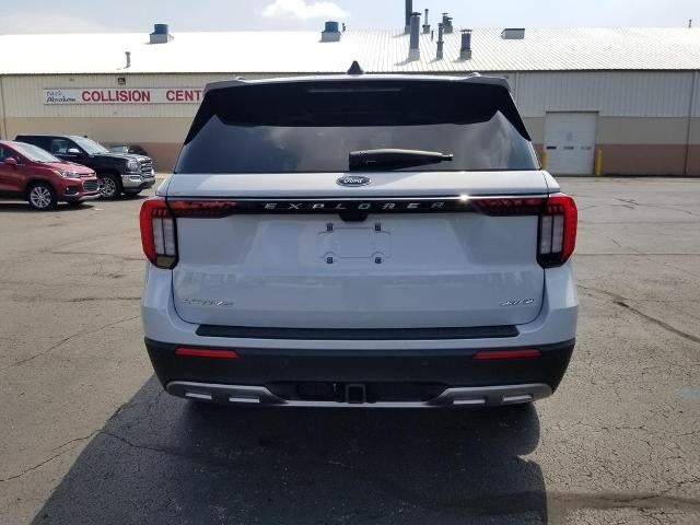 2025 Ford Explorer Active 4WD