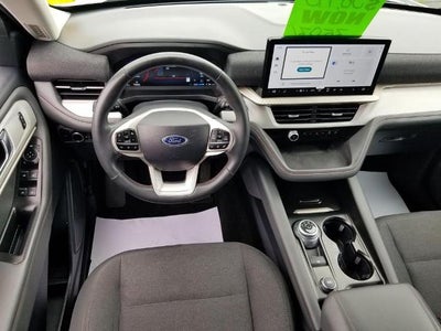 2025 Ford Explorer Active 4WD