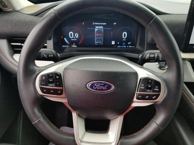 2025 Ford Explorer Active 4WD