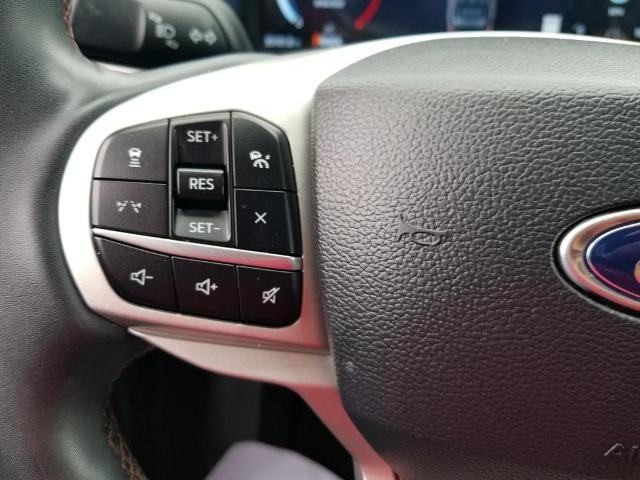 2025 Ford Explorer Active 4WD