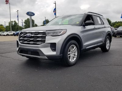 2025 Ford Explorer Active 4WD