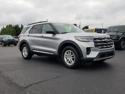 2025 Ford Explorer Active 4WD