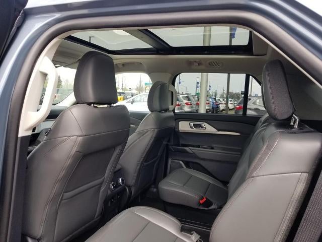 2025 Ford Explorer Active 4WD