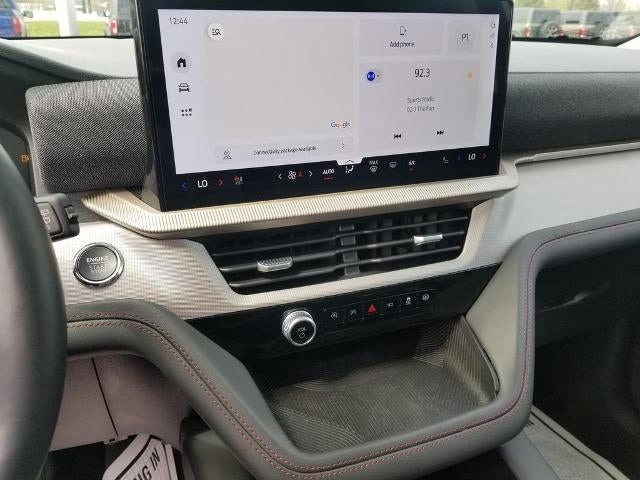 2025 Ford Explorer Active 4WD
