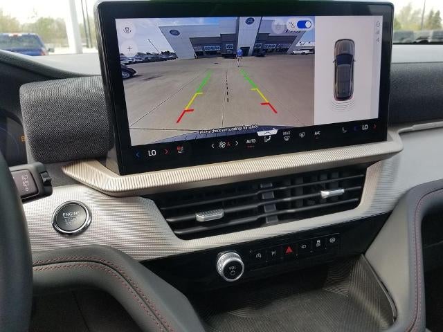 2025 Ford Explorer Active 4WD