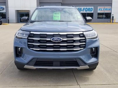2025 Ford Explorer Active 4WD