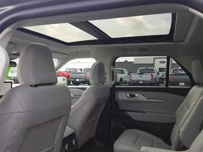 2025 Ford Explorer Active 4WD
