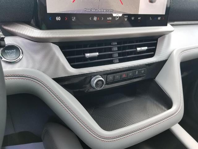2025 Ford Explorer Active 4WD