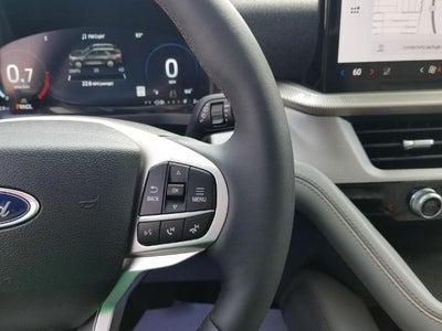 2025 Ford Explorer Active 4WD