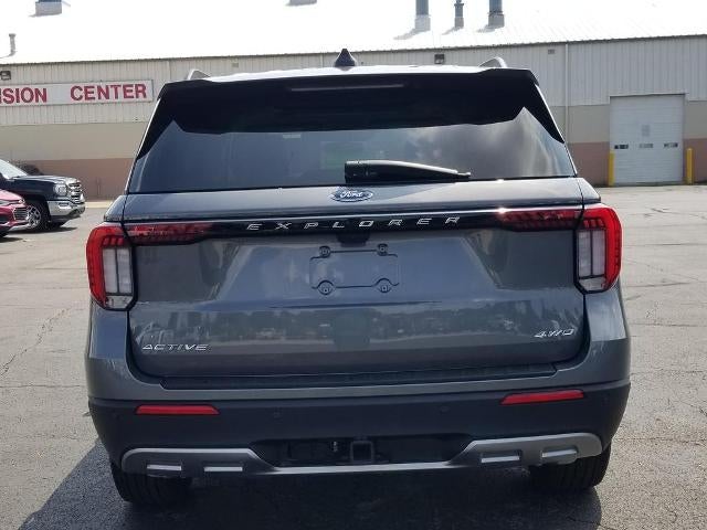 2025 Ford Explorer Active 4WD