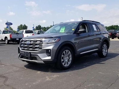 2025 Ford Explorer Active 4WD