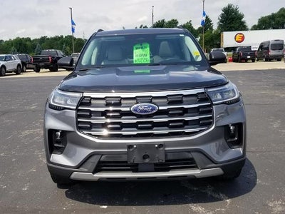 2025 Ford Explorer Active 4WD