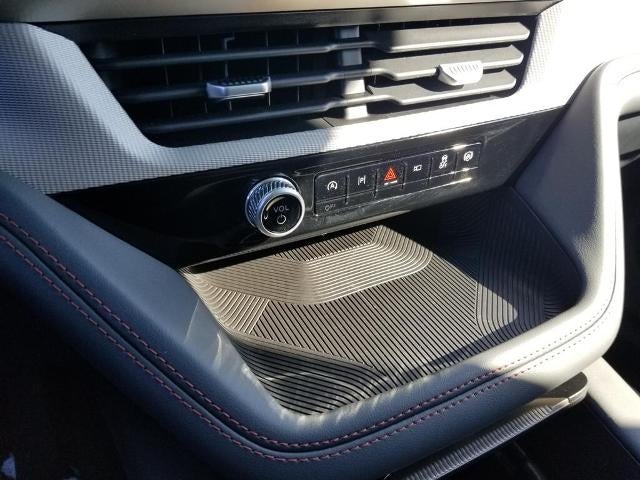 2025 Ford Explorer Active 4WD