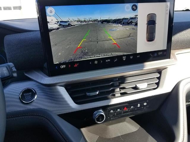 2025 Ford Explorer Active 4WD