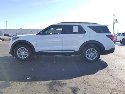 2025 Ford Explorer Active 4WD
