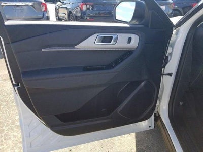 2025 Ford Explorer Active 4WD