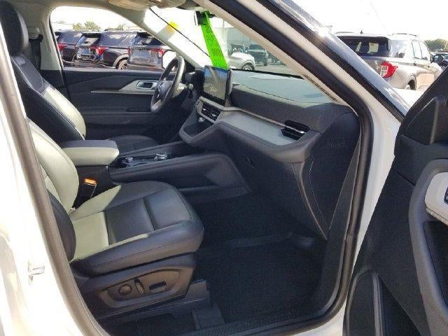 2025 Ford Explorer Active 4WD