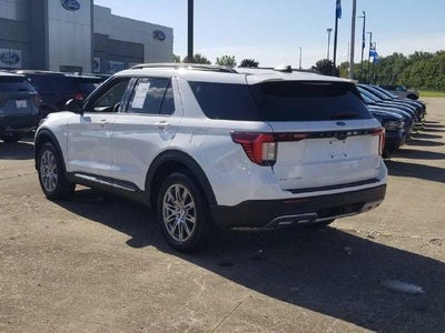2025 Ford Explorer Active 4WD