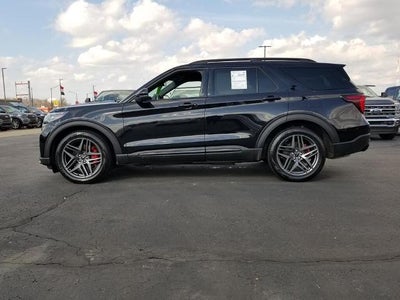 2025 Ford Explorer ST 4WD