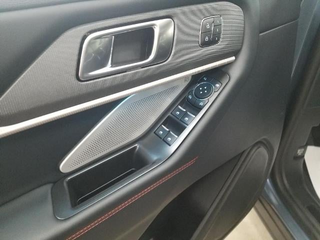 2025 Ford Explorer ST 4WD