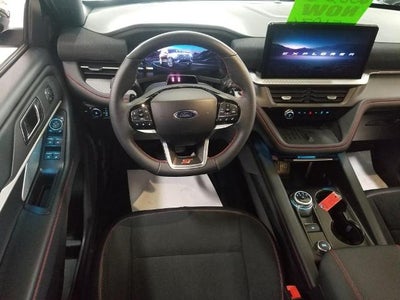 2025 Ford Explorer ST 4WD