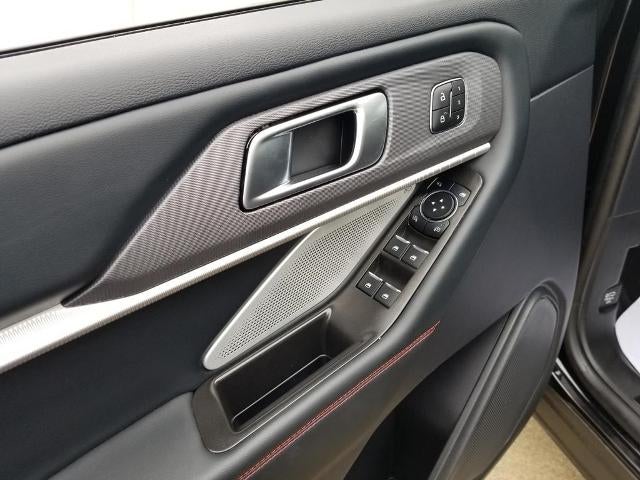 2025 Ford Explorer ST 4WD