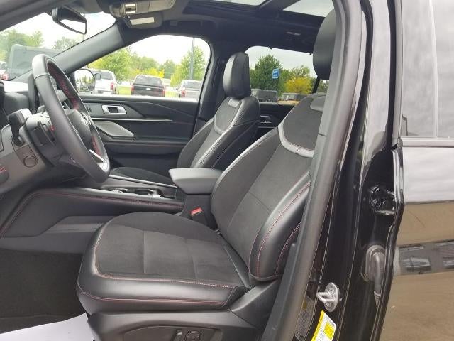 2025 Ford Explorer ST 4WD