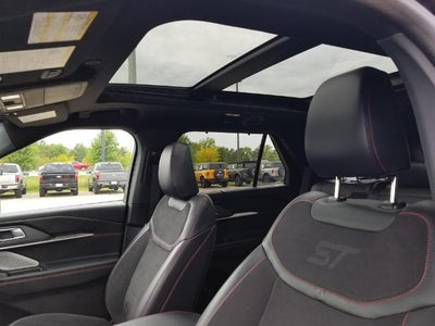 2025 Ford Explorer ST 4WD