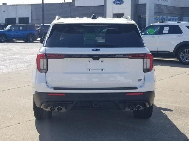 2025 Ford Explorer ST 4WD