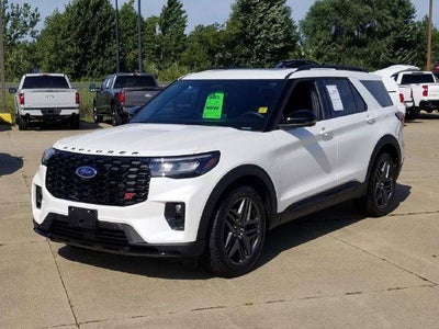 2025 Ford Explorer ST 4WD