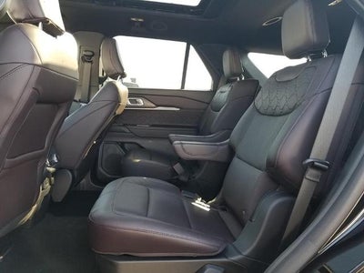 2025 Ford Explorer Platinum 4WD